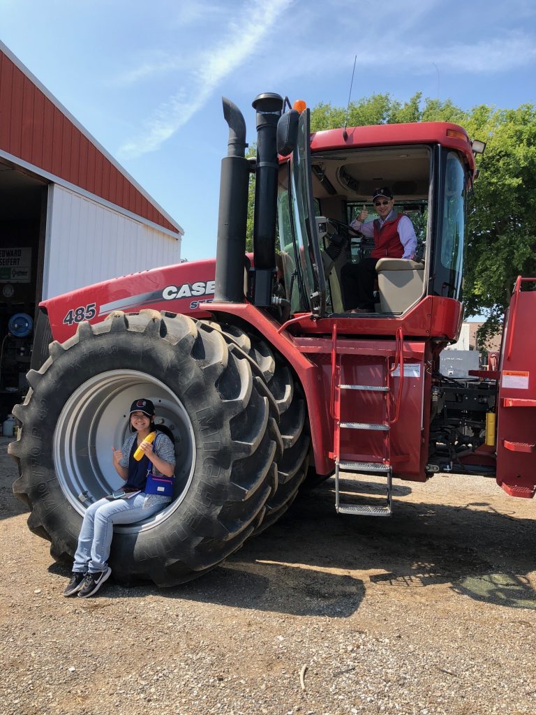 Taiwan Grain Quality Survey Team -learns about US Tractors