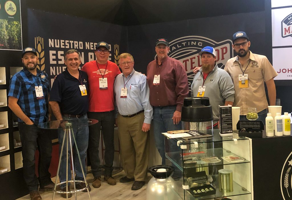 2019 Expo Cerveza- 7 attendees standing in the booth