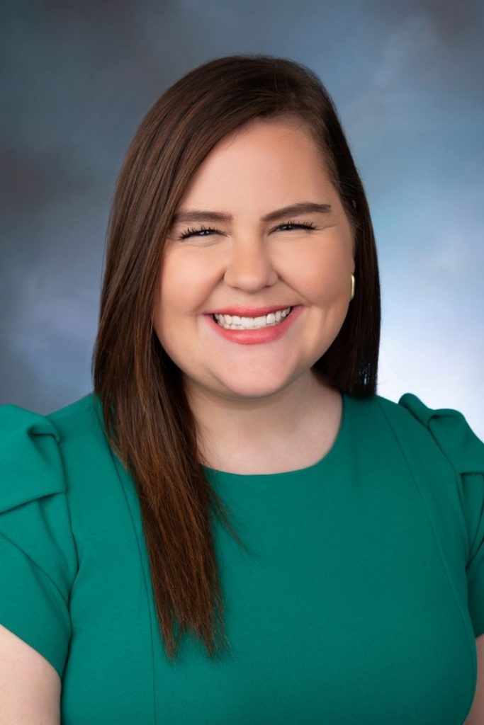 headshot of Amelia Iliohan