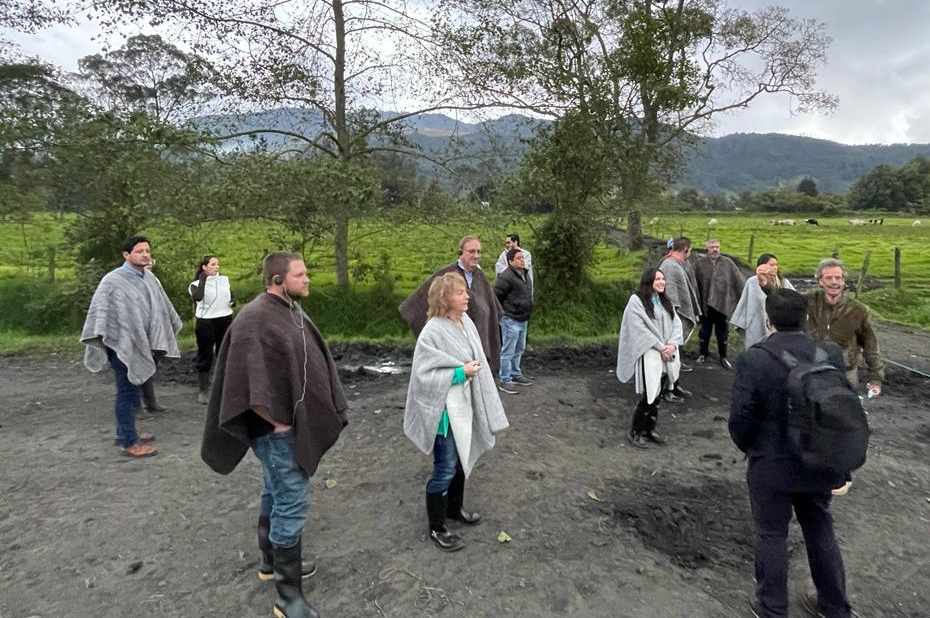 image of a group of people touring a cattle farm