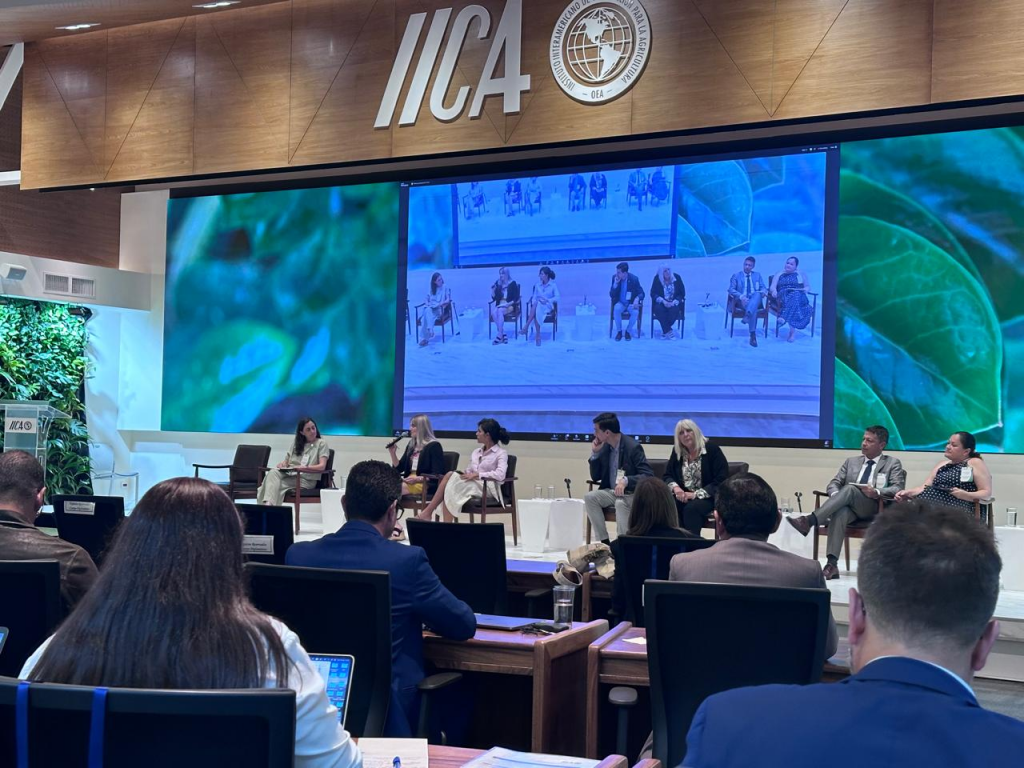 Alicia IICA panel